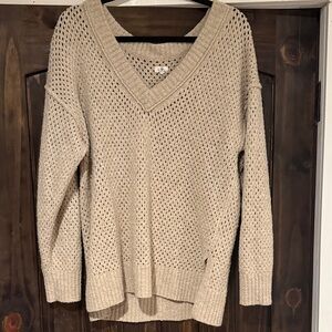 Aerie V-Neck Beige Sweater